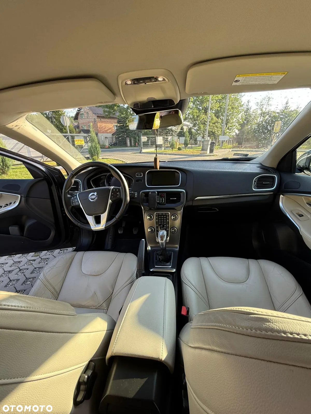 Volvo V40 D2 Summum - 17