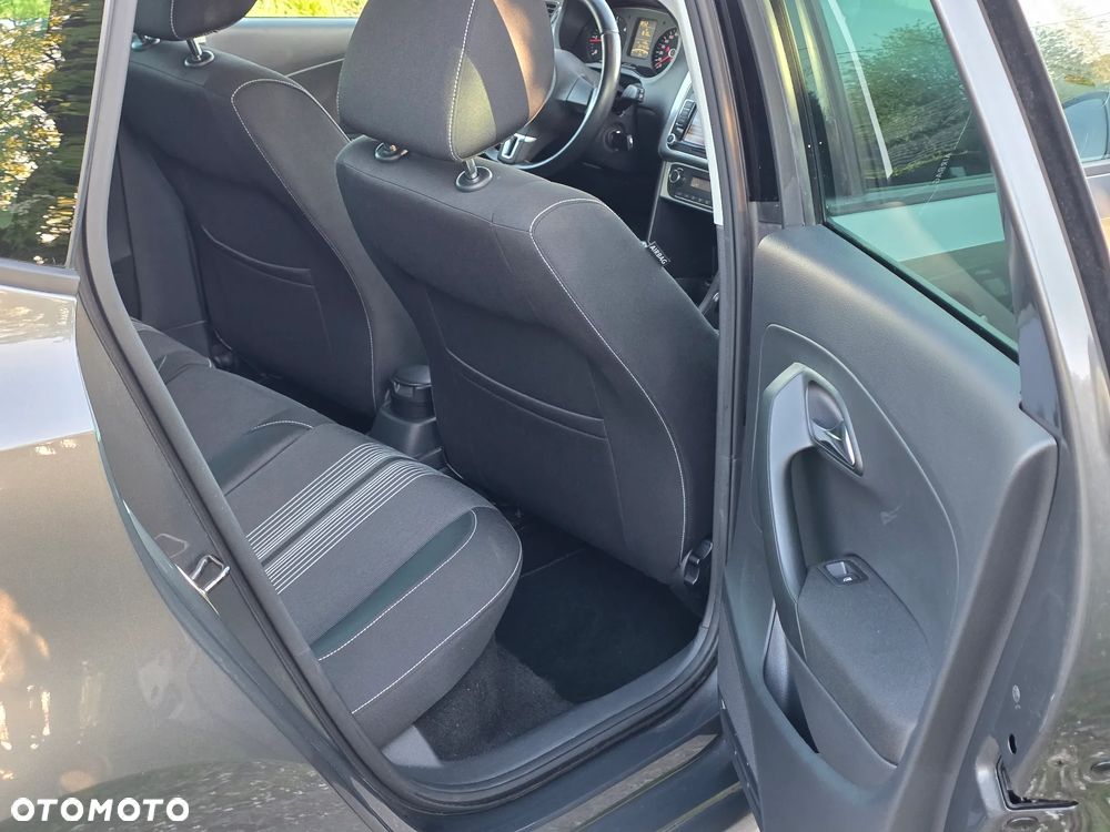 Volkswagen Polo 1.6 TDI MATCH - 24