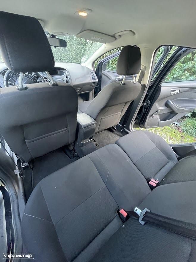 Ford Focus 1.5 TDCi ST-Line - 14