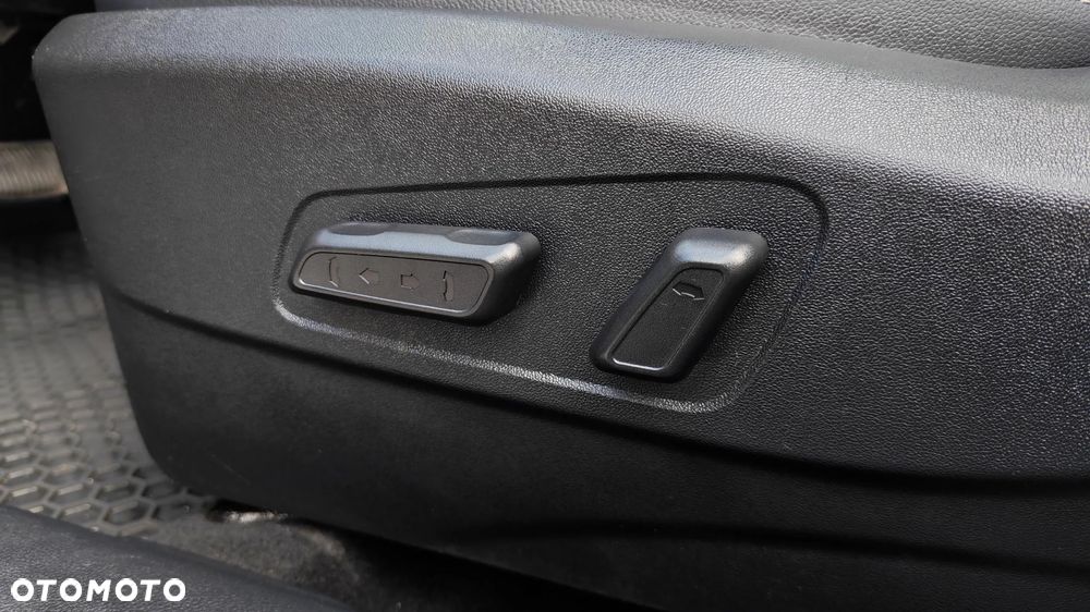 Kia Sportage 2.0 CRDI 184 AWD Platinum Edition - 34