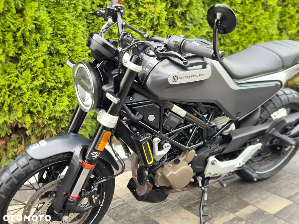 Husqvarna Svartpilen - 18