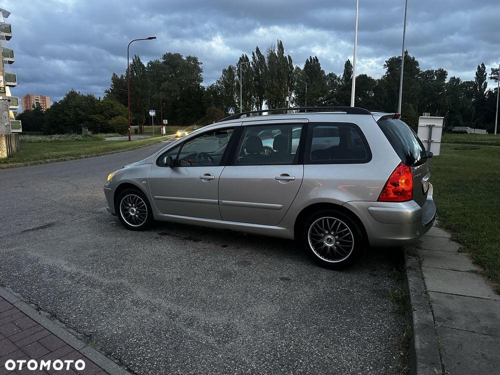 Peugeot 307 - 4