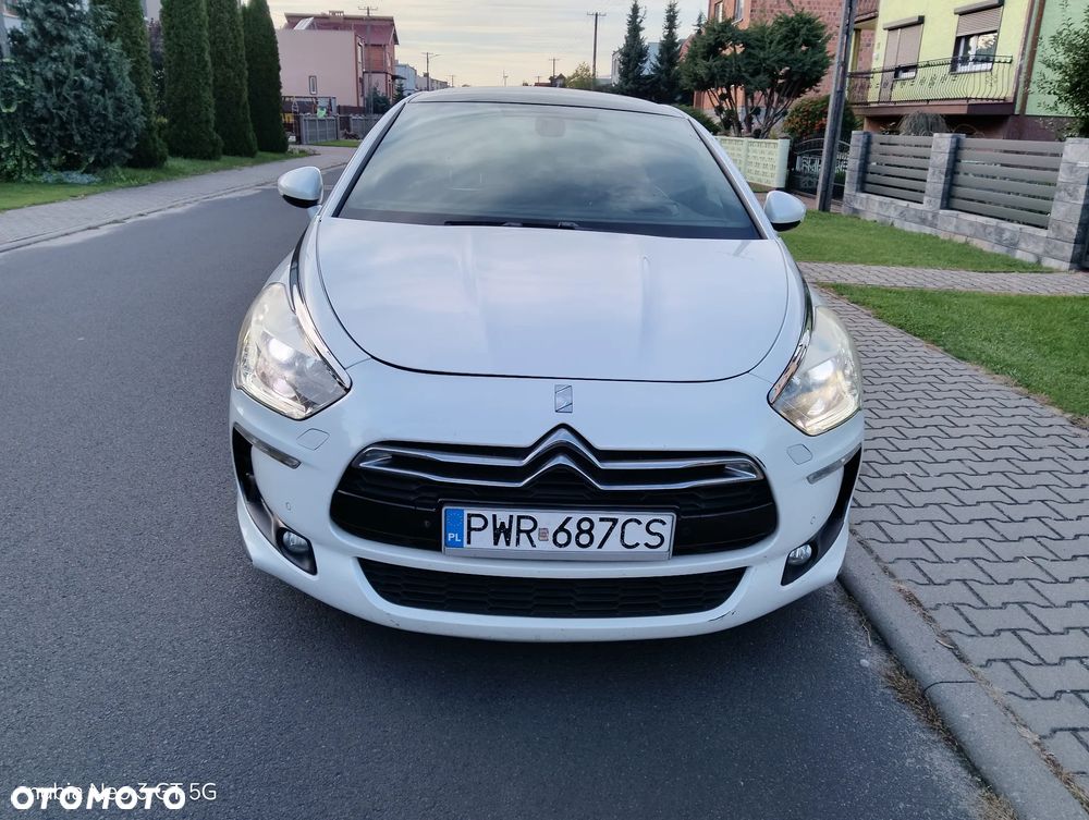 Citroën DS5 2.0 HDi Hybrid4 SoChic MCP - 2