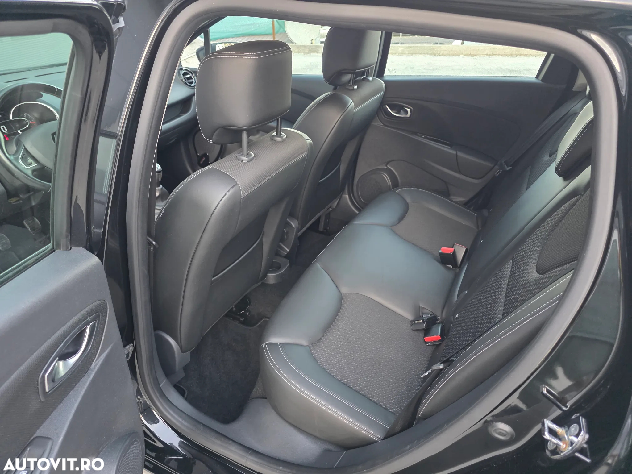 Renault Clio (Energy) dCi 90 Start & Stop INTENS - 10