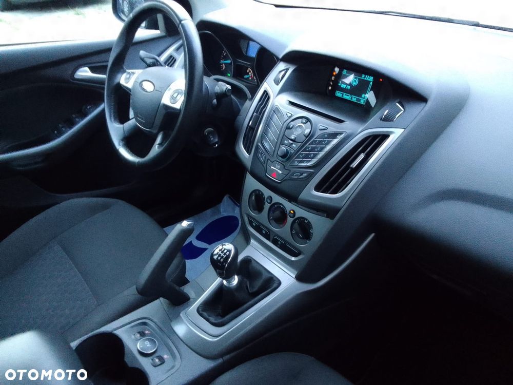 Ford Focus - 21
