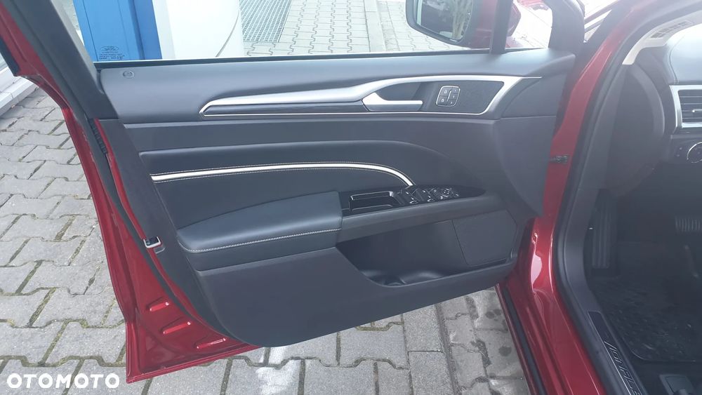 Ford Mondeo 2.0 EcoBlue Vignale - 19