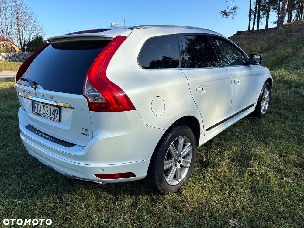 Volvo XC 60 T6 AWD Drive-E Momentum - 16