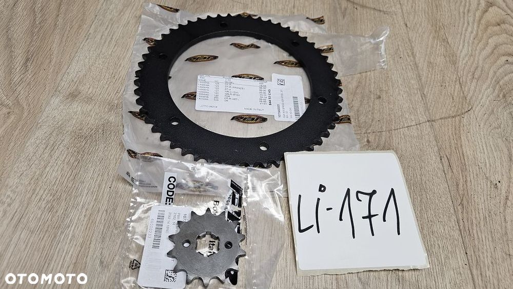Zębatki PBR Napęd Yamaha WR 125 / DT 125  Zestaw 14 i 53 - 1