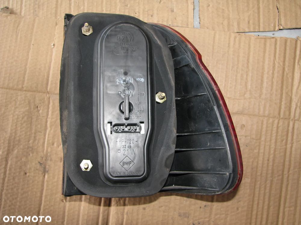 Lampa lewy tył BMW E39 touring kombi - 4