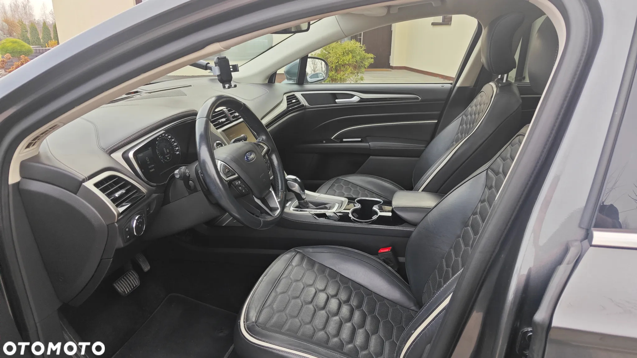 Ford Mondeo 2.0 TDCi Bi-Turbo PowerShift-Aut Vignale - 10