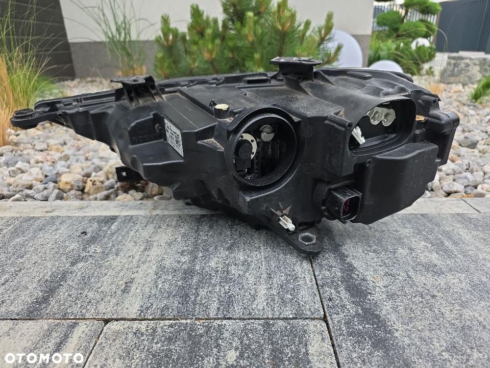 AUDI A1 S1 82A Lampa prawa przód Full Led Dynamic 82A941034D 2021 - 10