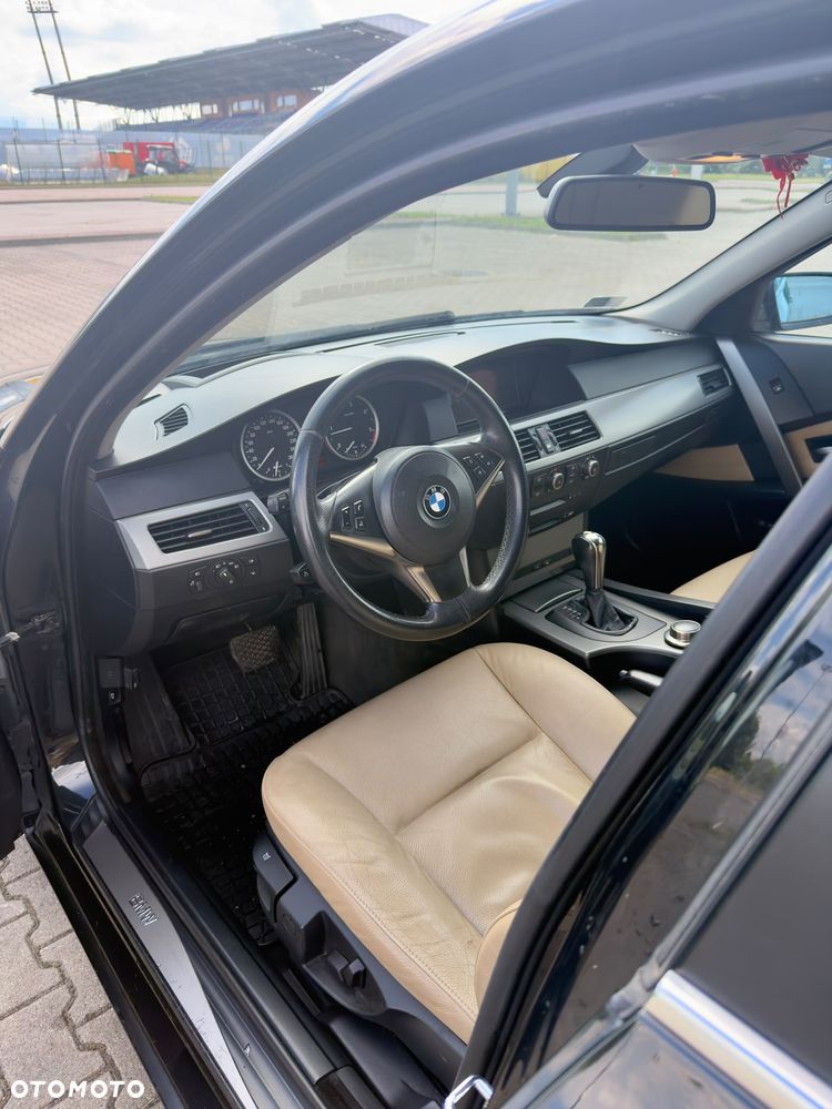 BMW Seria 5 520d - 6
