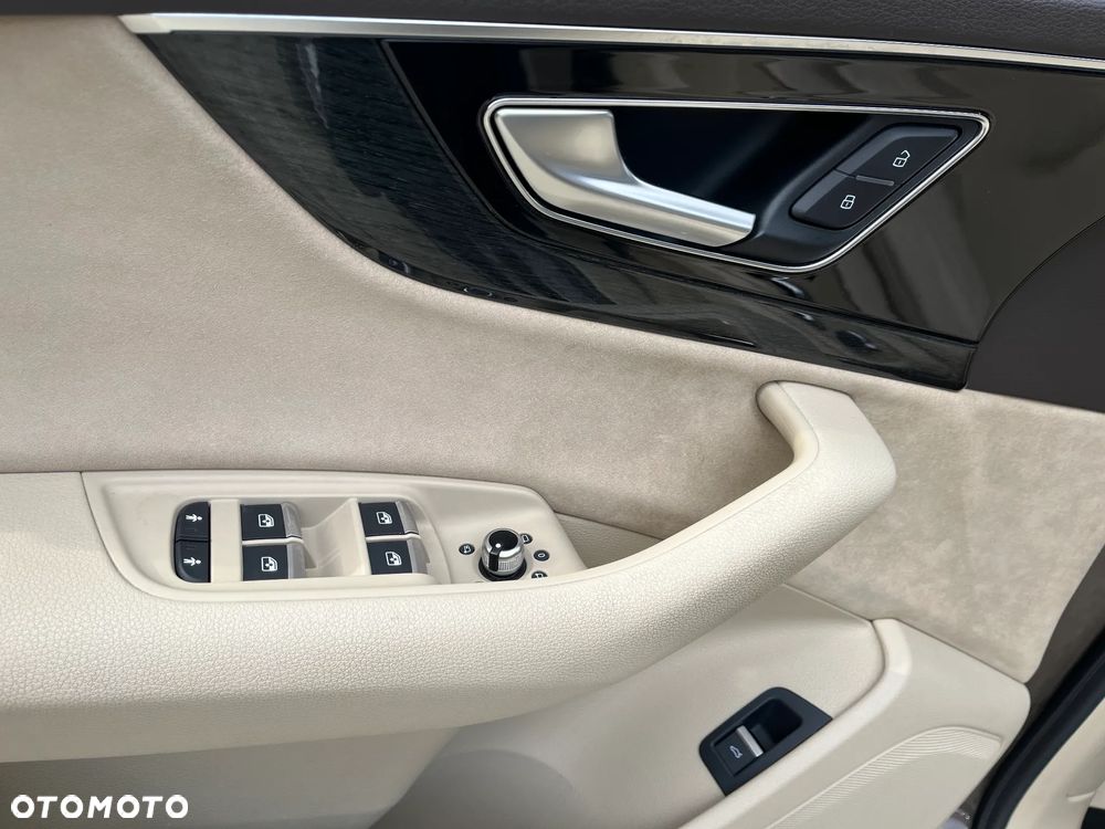 Audi Q7 - 21