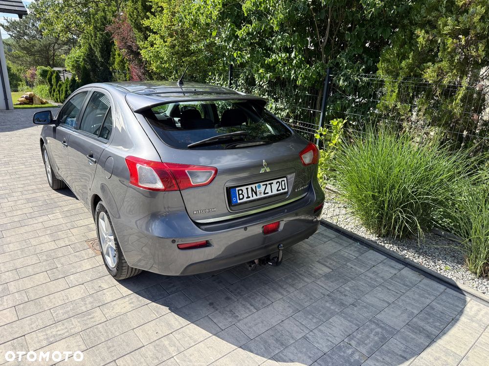 Mitsubishi Lancer 1.8 Intense - 13