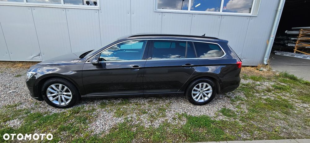 Volkswagen Passat 1.6 TDI (BlueMotion Technology) Trendline - 15