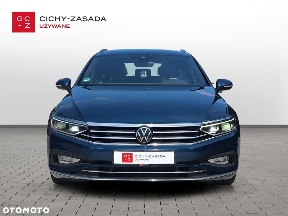 Volkswagen Passat 2.0 TDI EVO Elegance DSG - 9