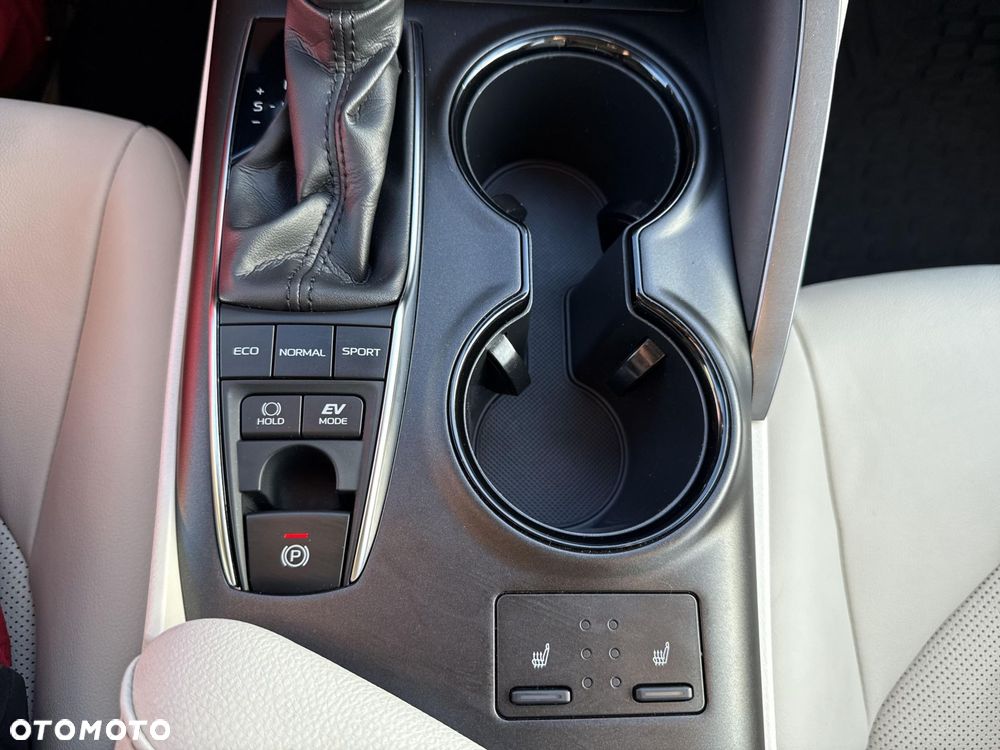 Toyota Camry 2.5 Hybrid Comfort CVT - 19