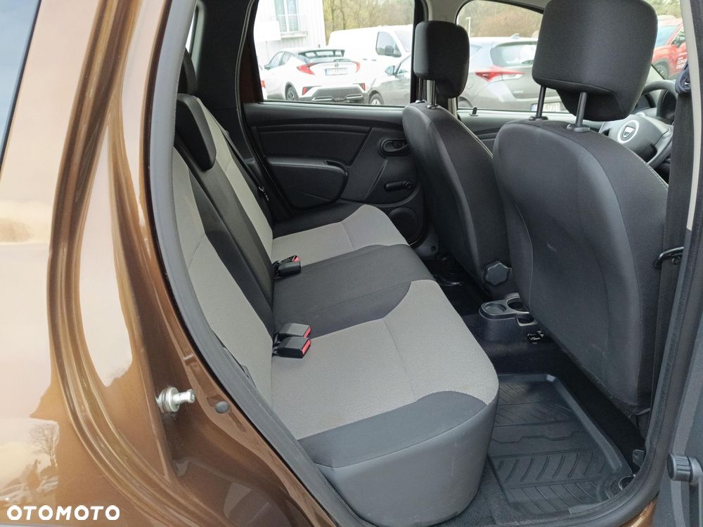 Dacia Duster 1.6 - 19
