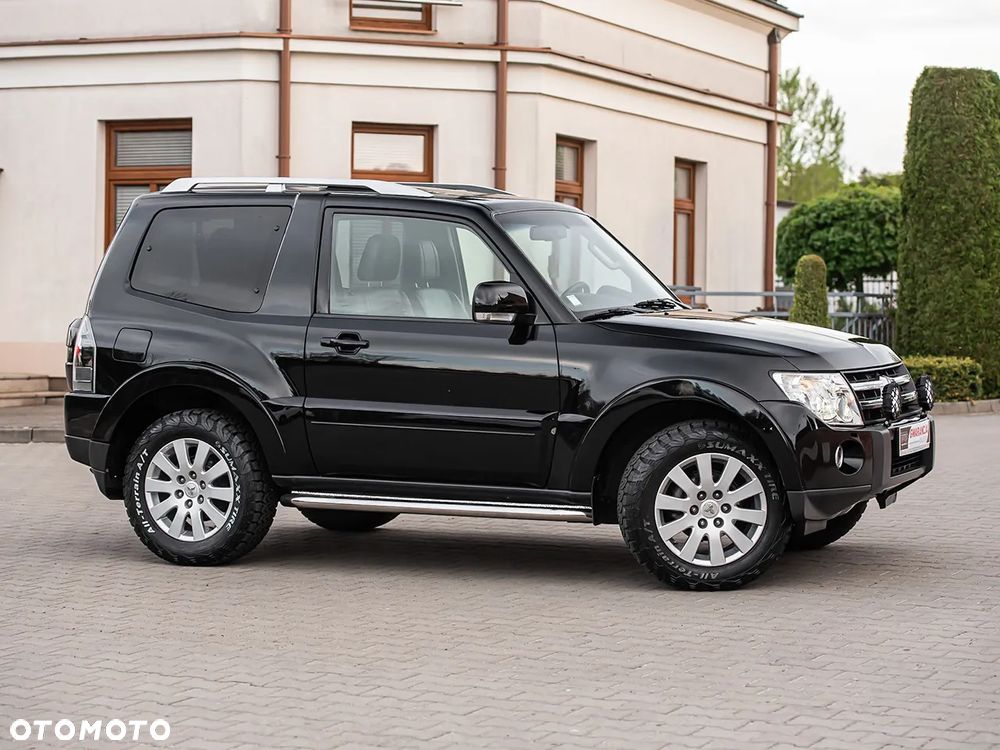 Mitsubishi Pajero 3.2 DI-D Automatik Intense - 3