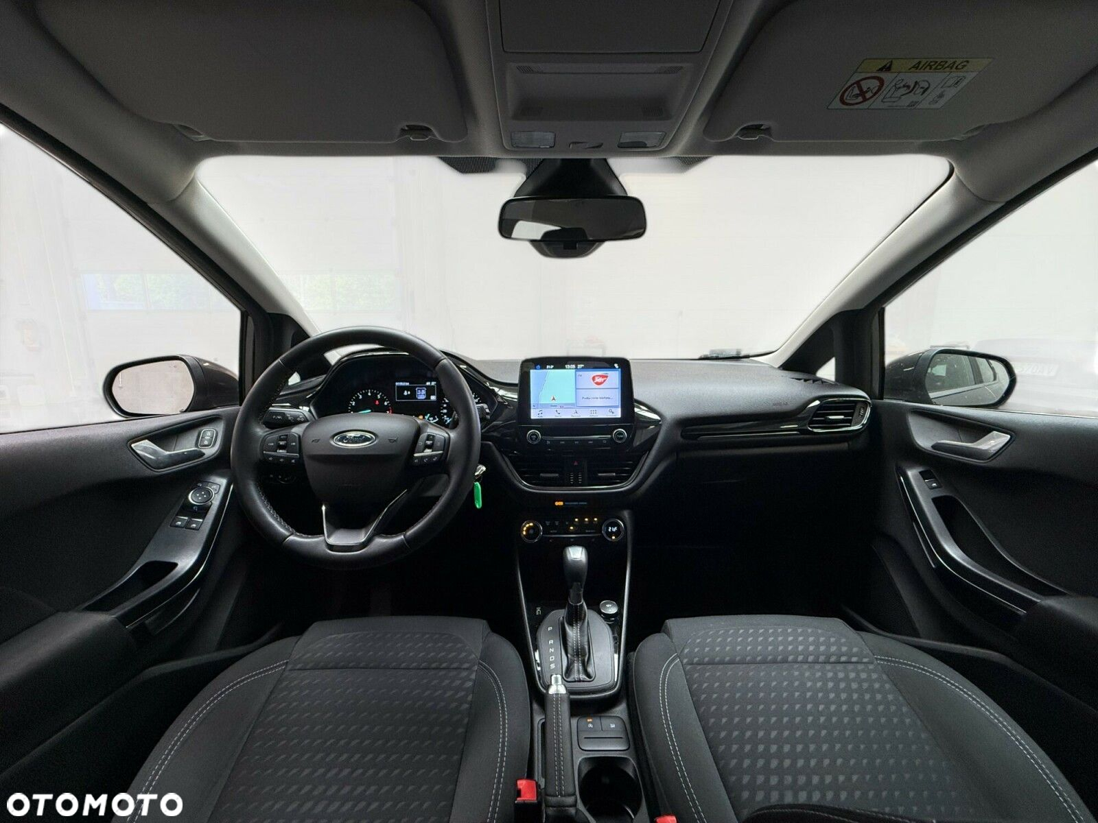 Ford Fiesta - 24