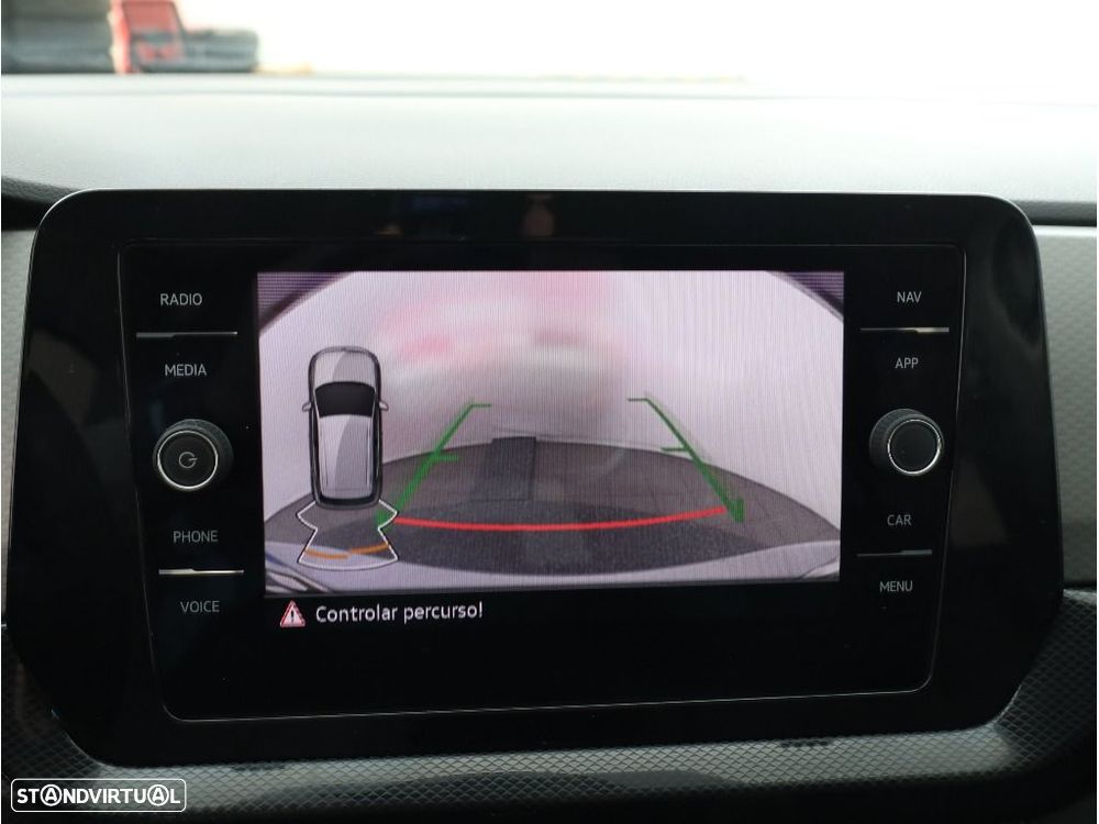 VW T-Cross 1.0 TSI Life DSG - 21