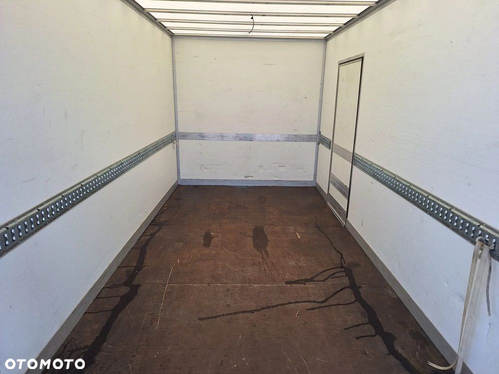Iveco Daily 35S18 kontener 8EP / winda 750kg / krajowy / 3.0 180KM / LED - 21