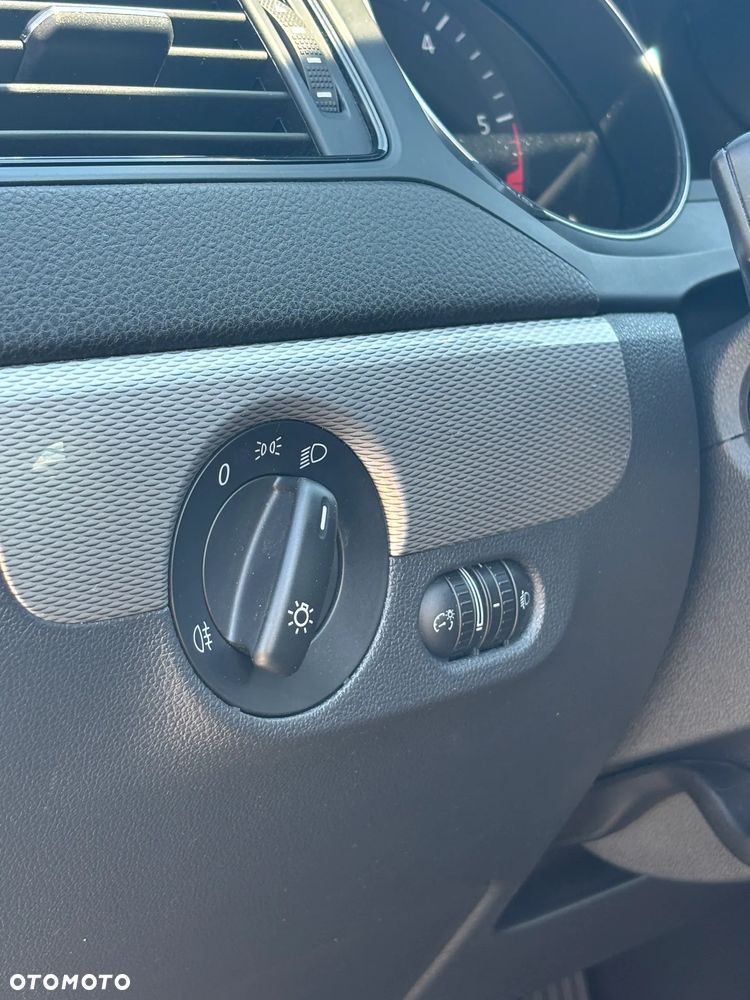 Volkswagen Jetta 2.0 TDI DPF BMT Trendline - 25