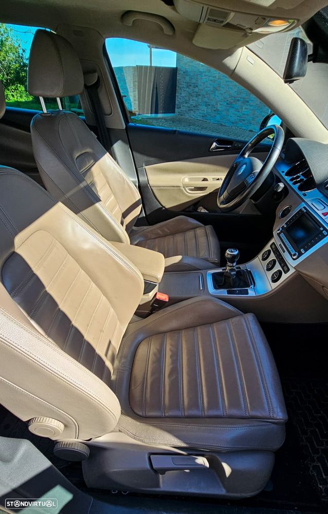 VW Passat Variant 2.0 TDI 4Motion Comfortline - 6