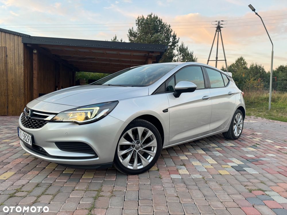 Opel Astra 2016 photo 2