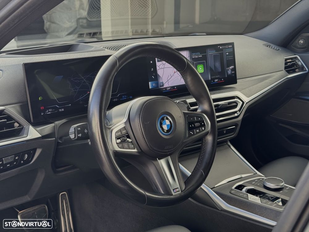 BMW 330 e Aut. M Sport - 10