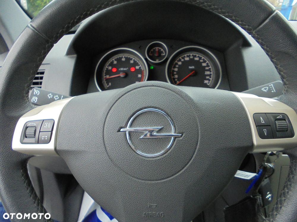 Opel Astra III 1.6 Cosmo - 20