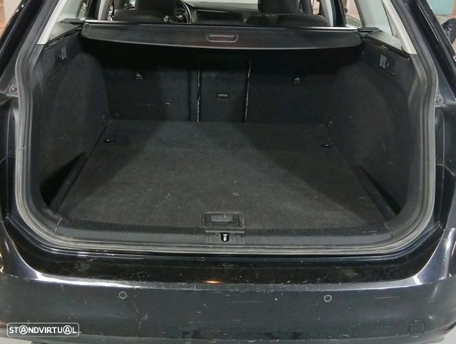 VW Golf Variant 1.6 TDi GPS Edition - 8