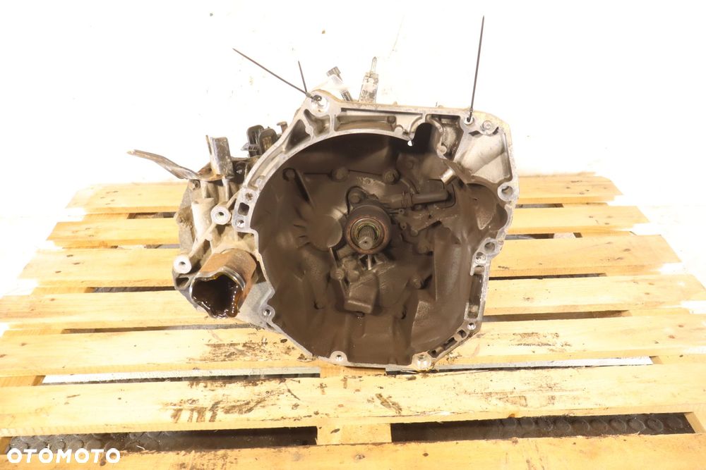 SKRZYNIA BIEGÓW 5 BIEGOWA NISSAN MICRA IV K13 LIFT 1.2 JH3303 - 1