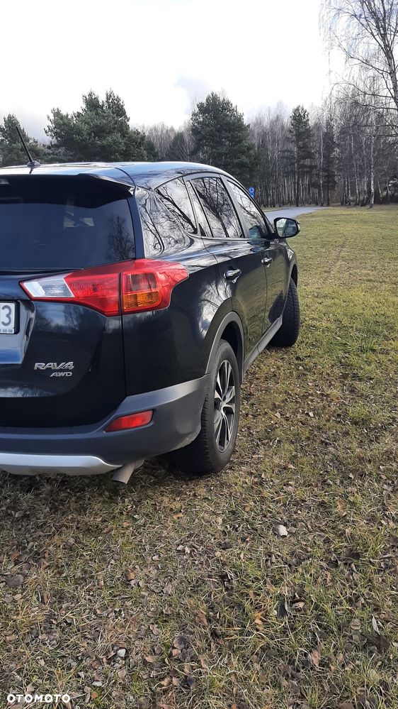 Toyota RAV4 2.2 D-CAT Premium - 4