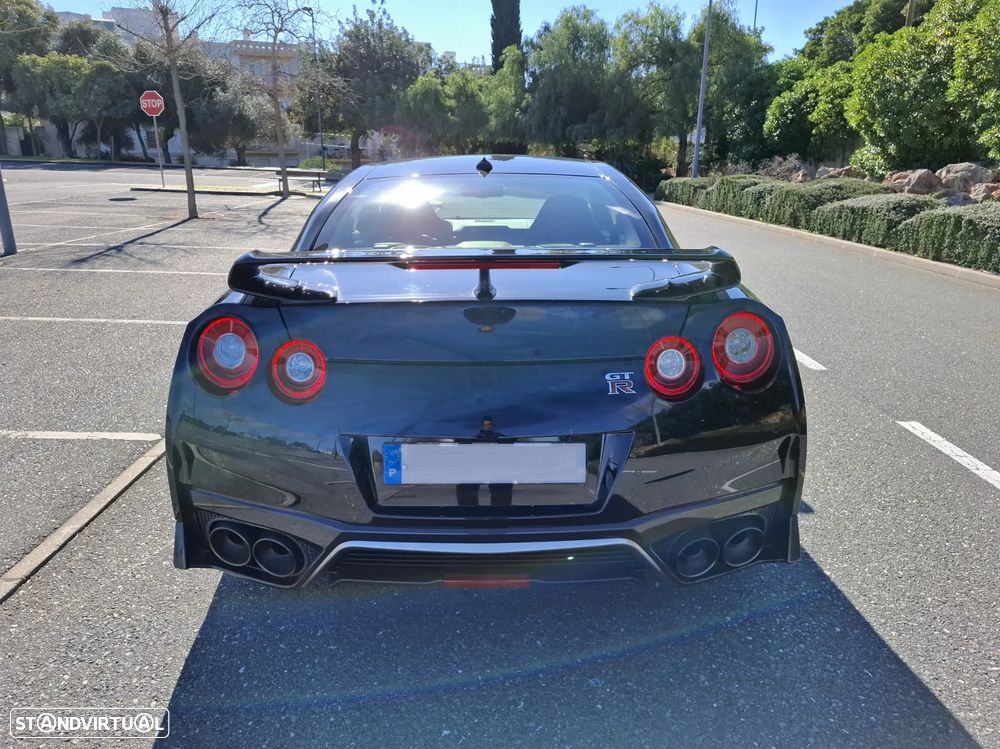 Nissan GT-R 3.8 V6 Black Edition - 13