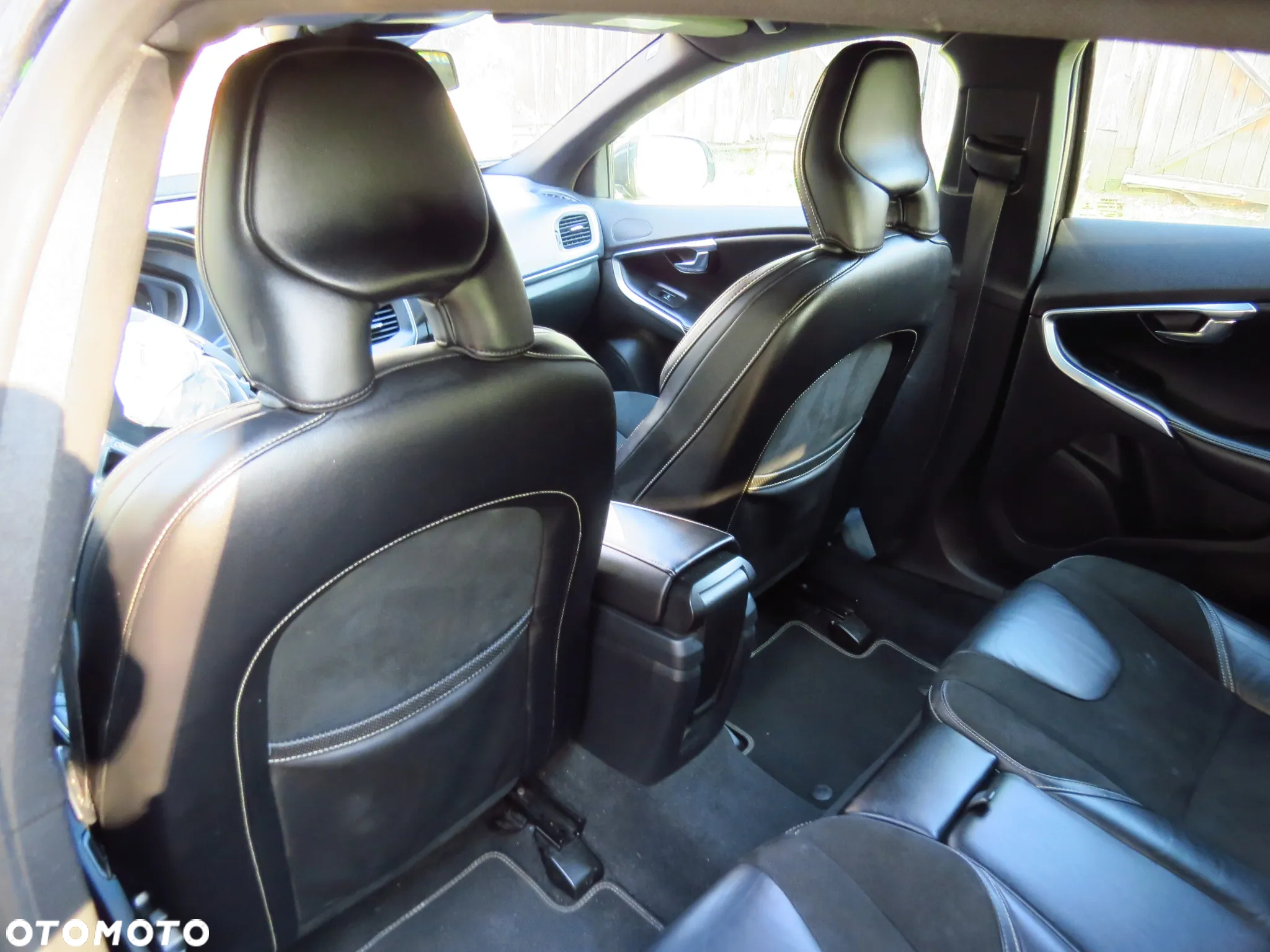 VOLVO V40 II 2.0 D4 D4204T14 R-DESIGN ROK 2014 LAKIER 452-46 NA CZĘŚCI - 27