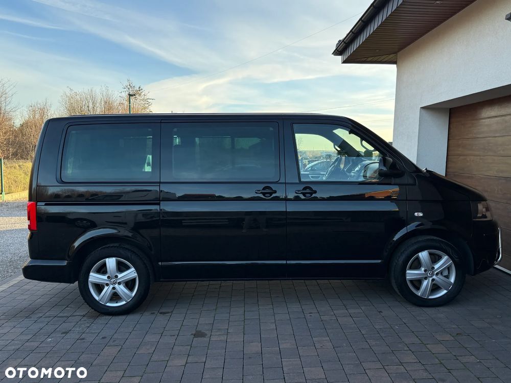 Volkswagen Multivan - 31