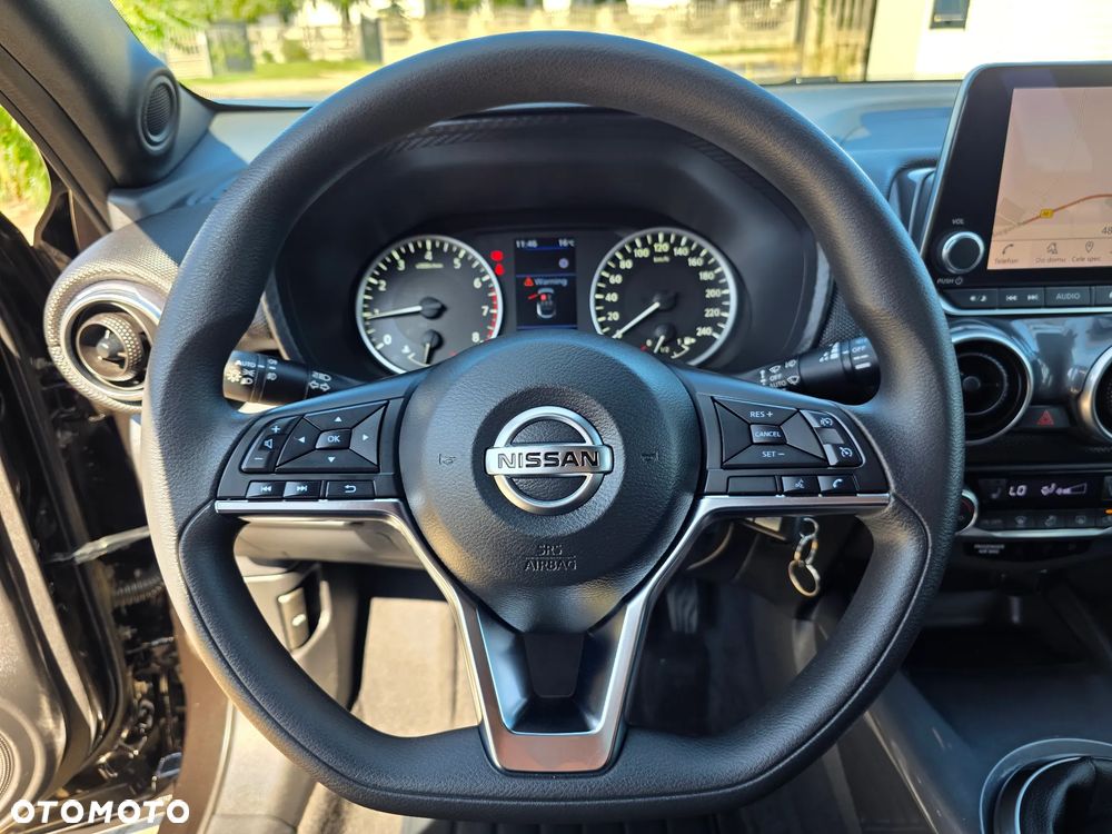 Nissan Juke 1.0 DIG-T N-Connecta - 17