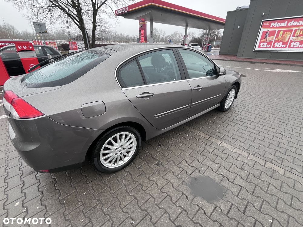 Renault Laguna 2.0 DCi Dynamique - 8