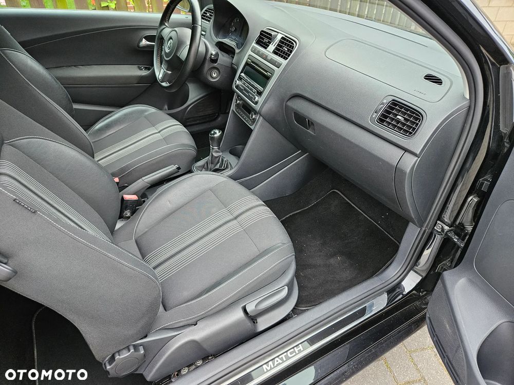 Volkswagen Polo 1.2 TSI MATCH - 5