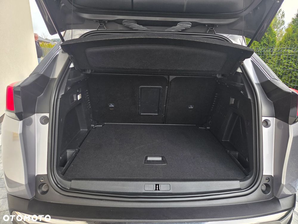 Peugeot 3008 1.6 BlueHDi Allure S&S EAT6 - 28