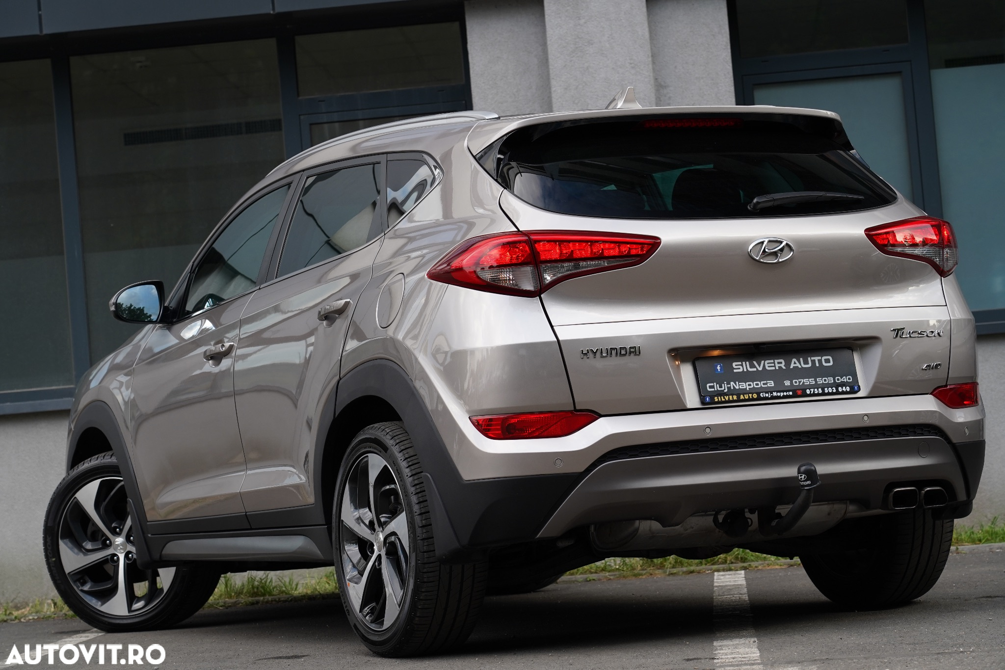Hyundai Tucson 1.6 GDI 4WD DCT Trend - 23