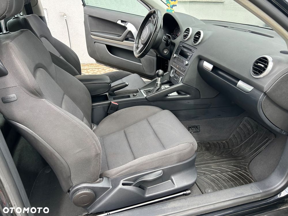 Audi A3 3-drzwiowe 1.8 TFSI Ambiente - 8