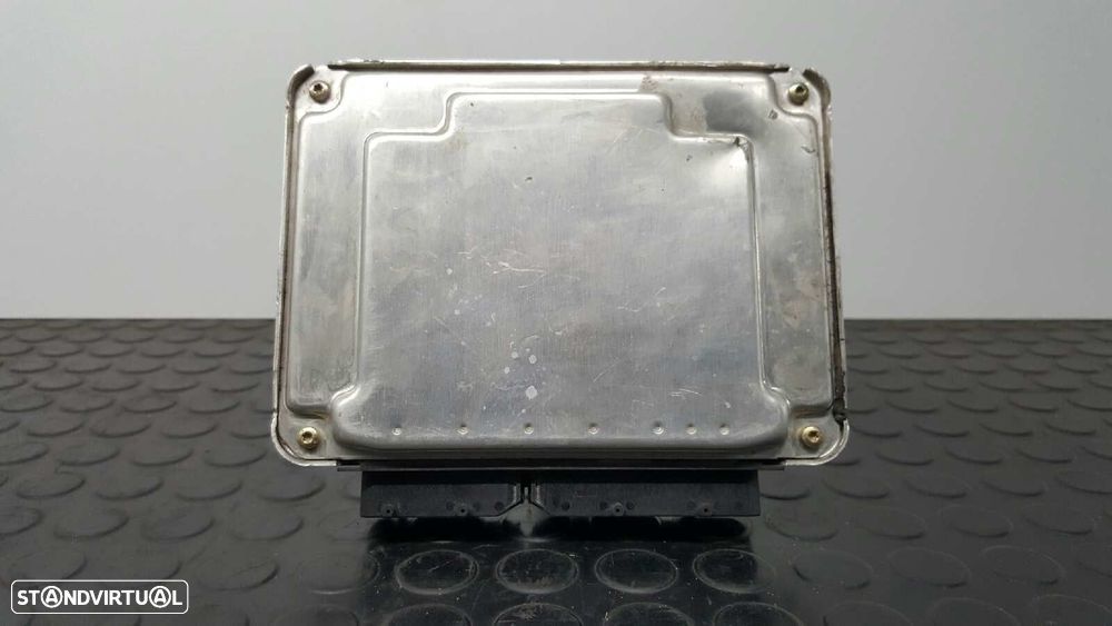 CENTRALINA DO MOTOR UCE SKODA SUPERB (3U4) 1.9 TDI - 5