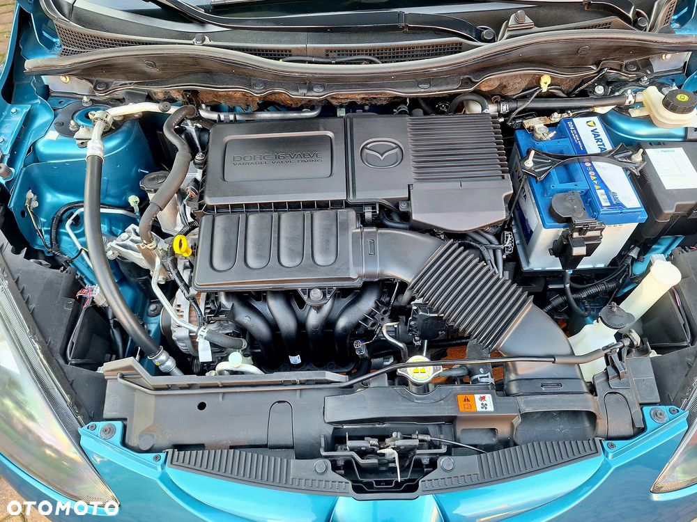 Mazda 2 - 13