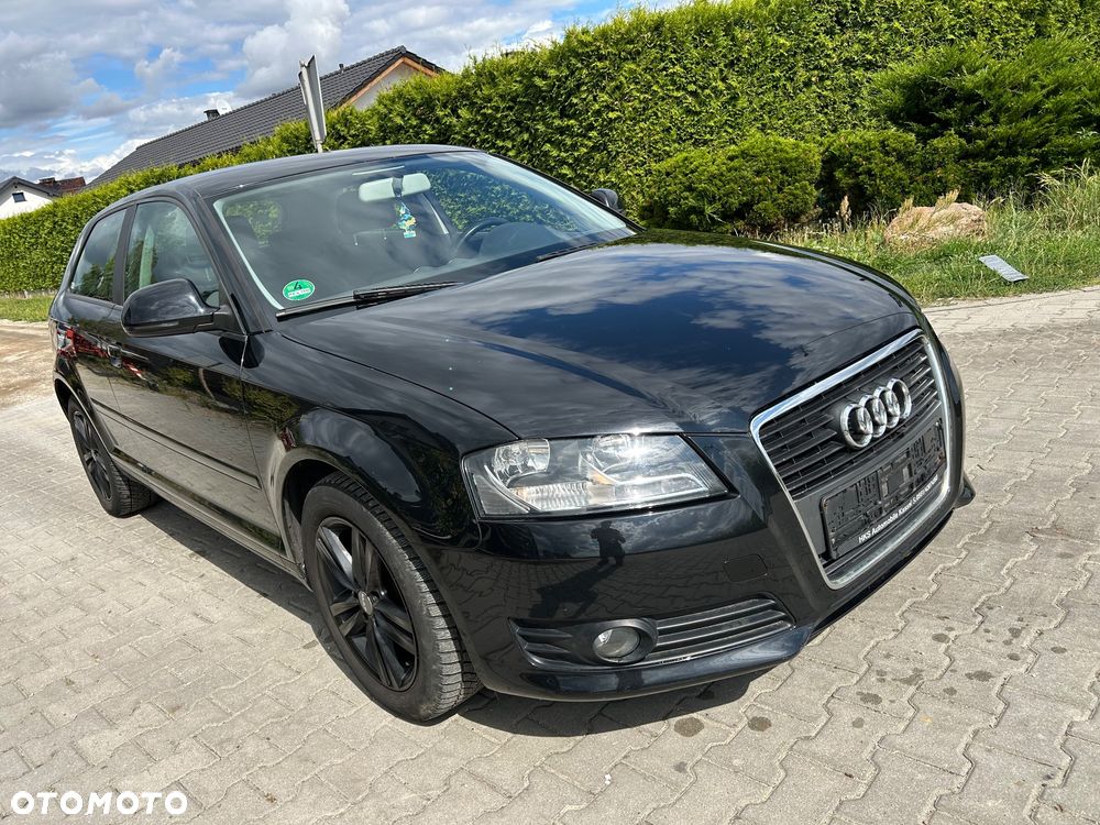 Audi A3 3-drzwiowe 1.8 TFSI Ambiente - 2