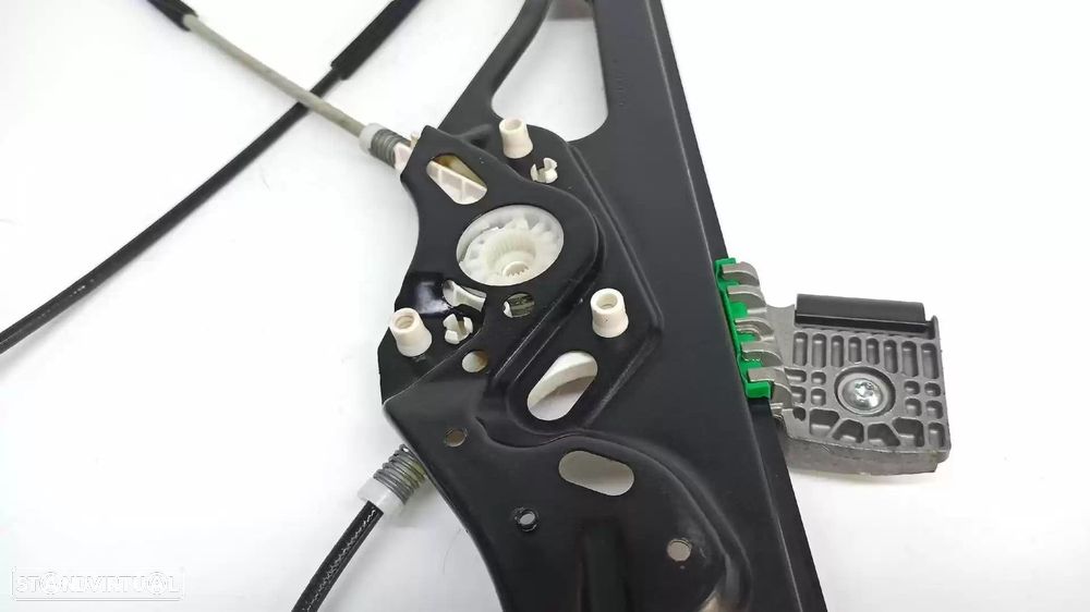 ELEVADOR DE VIDRO FRONTAL ESQUERDO MERCEDES-BENZ CLASSE E 2003 -A2117200146 - 1