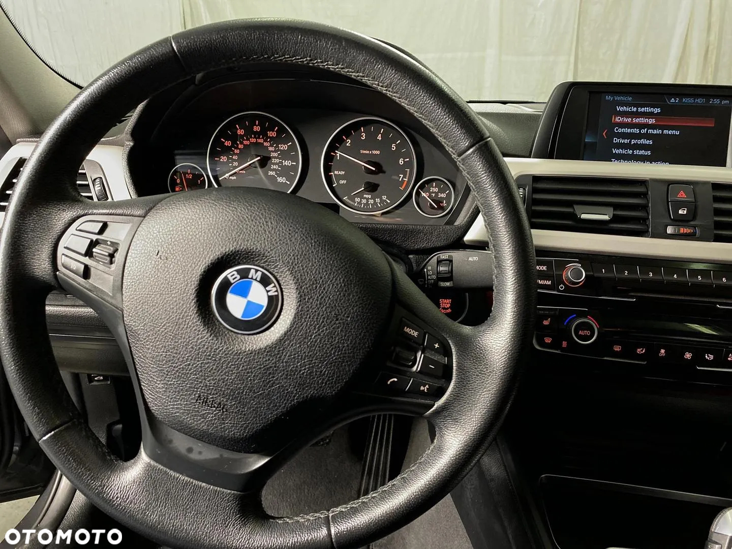 BMW Seria 3 320i - 10