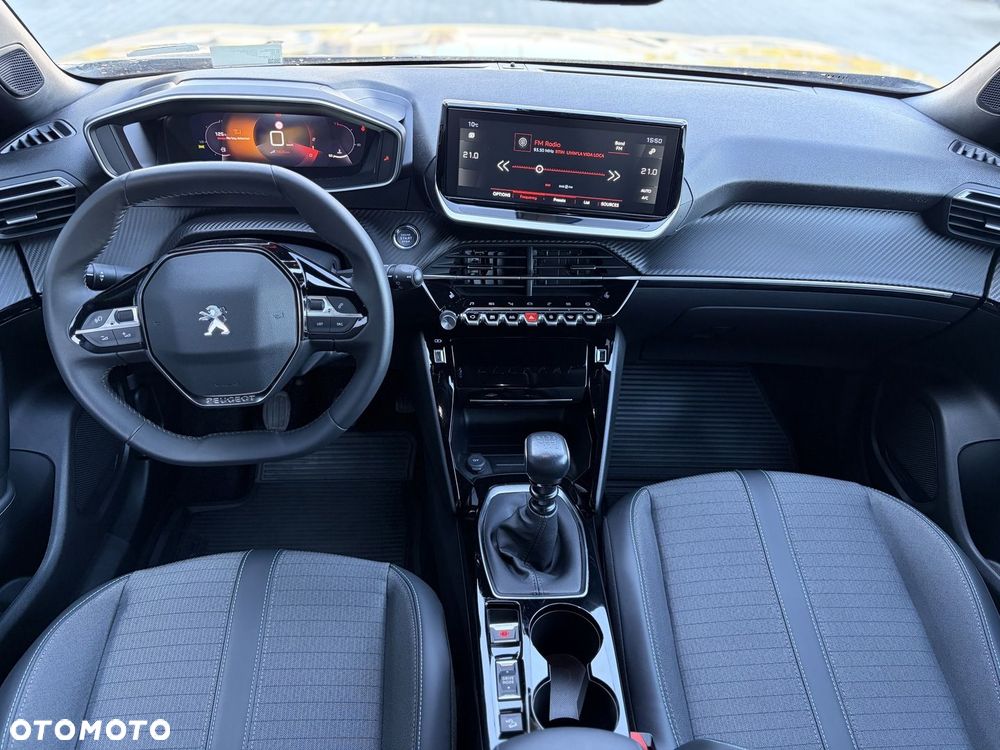 Peugeot 2008 - 15