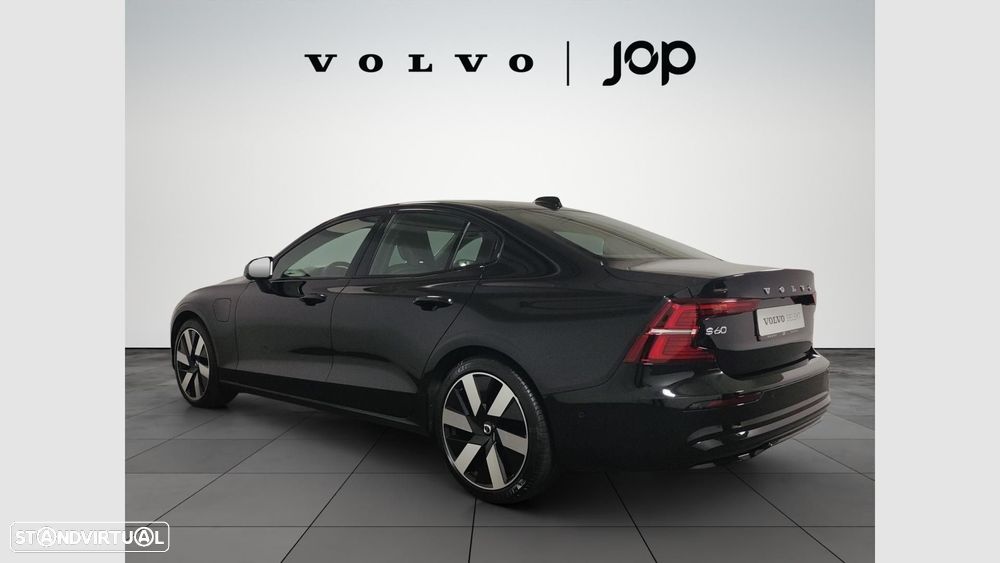 Volvo S60 2.0 T8 PHEV Plus Dark AWD - 4